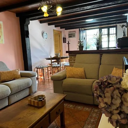 Tatil Evi Casa Hortensias 1 Pendueles At-1557-as *